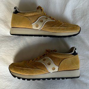 Saucony Jazz 81 - W's size 9.5 or M's size 8